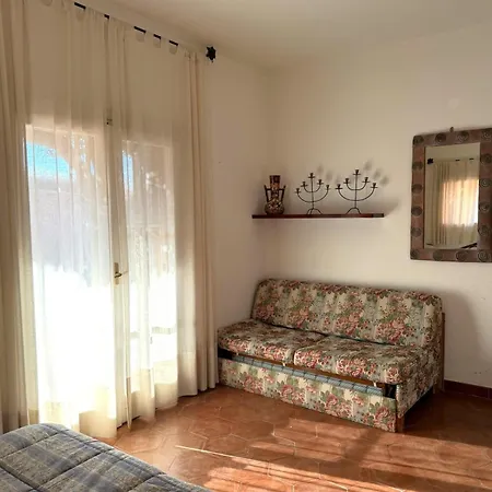 Lägenhet Sardinia Garden Retreat